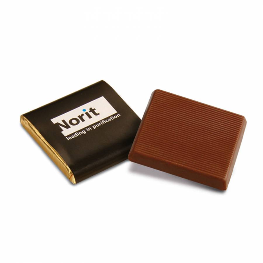Chocolat napolitain personnalisé en carré - chocolat belge au lait