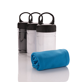 Serviette de refroidissement en microfibre avec protection UV et mousqueton pour bouteille - Belonchamp - Zaprinta Belgique