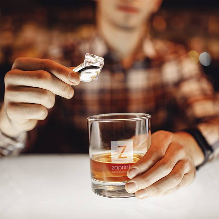 Whiskyglas gravieren
- | Zaprinta Belgien